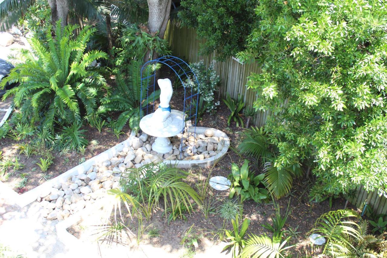 Blue'S Guest House - East London Bonza Bay Bagian luar foto