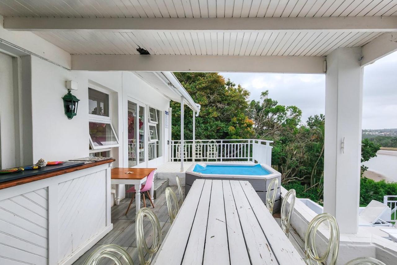 Blue'S Guest House - East London Bonza Bay Bagian luar foto