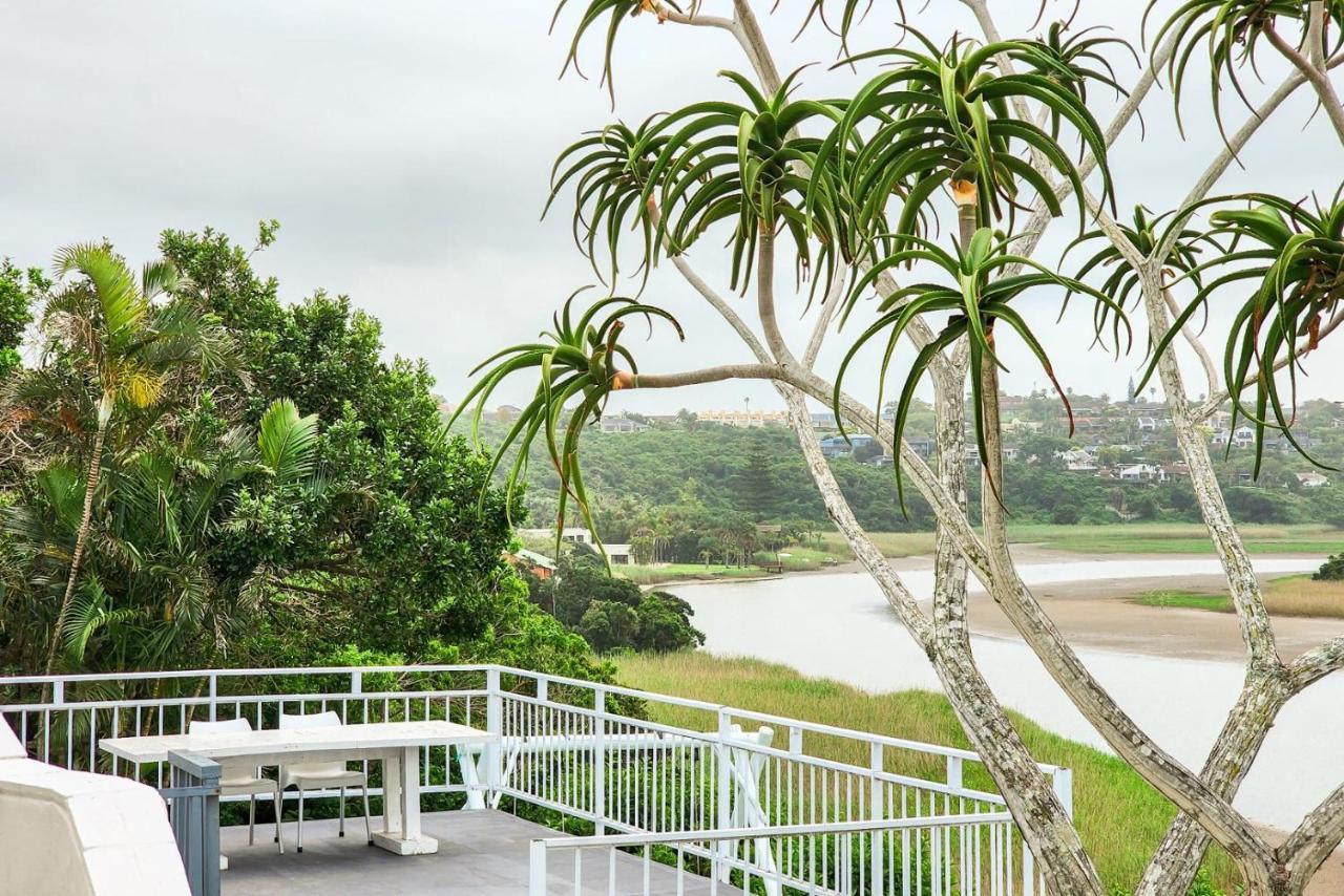 Blue'S Guest House - East London Bonza Bay Bagian luar foto