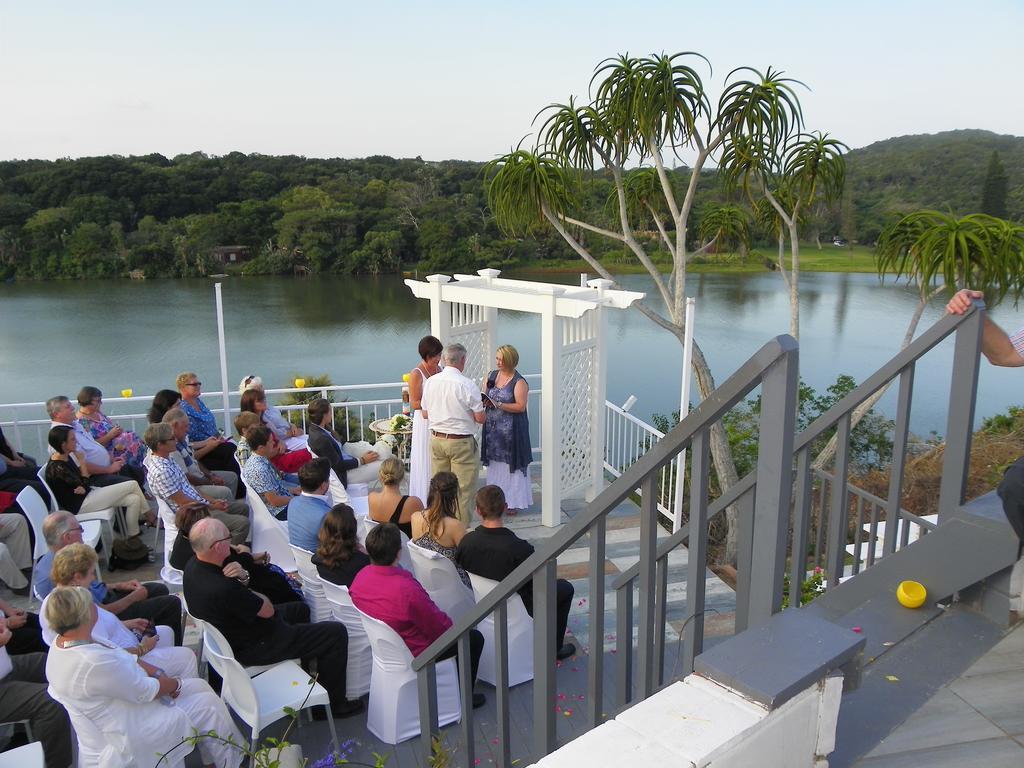 Blue'S Guest House - East London Bonza Bay Bagian luar foto