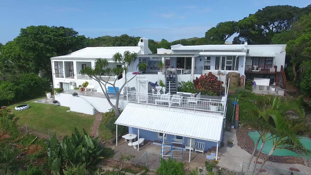 Blue'S Guest House - East London Bonza Bay Bagian luar foto