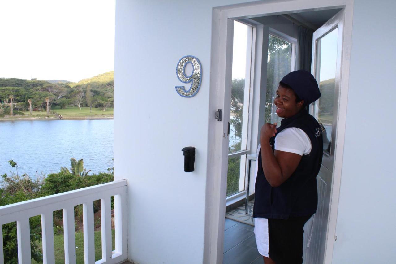 Blue'S Guest House - East London Bonza Bay Bagian luar foto