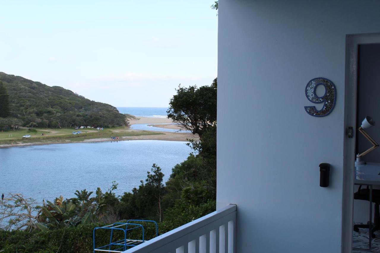Blue'S Guest House - East London Bonza Bay Bagian luar foto