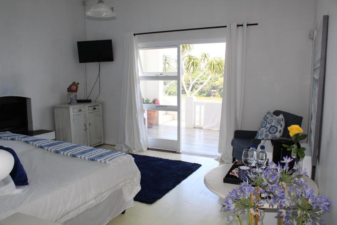 Blue'S Guest House - East London Bonza Bay Bagian luar foto